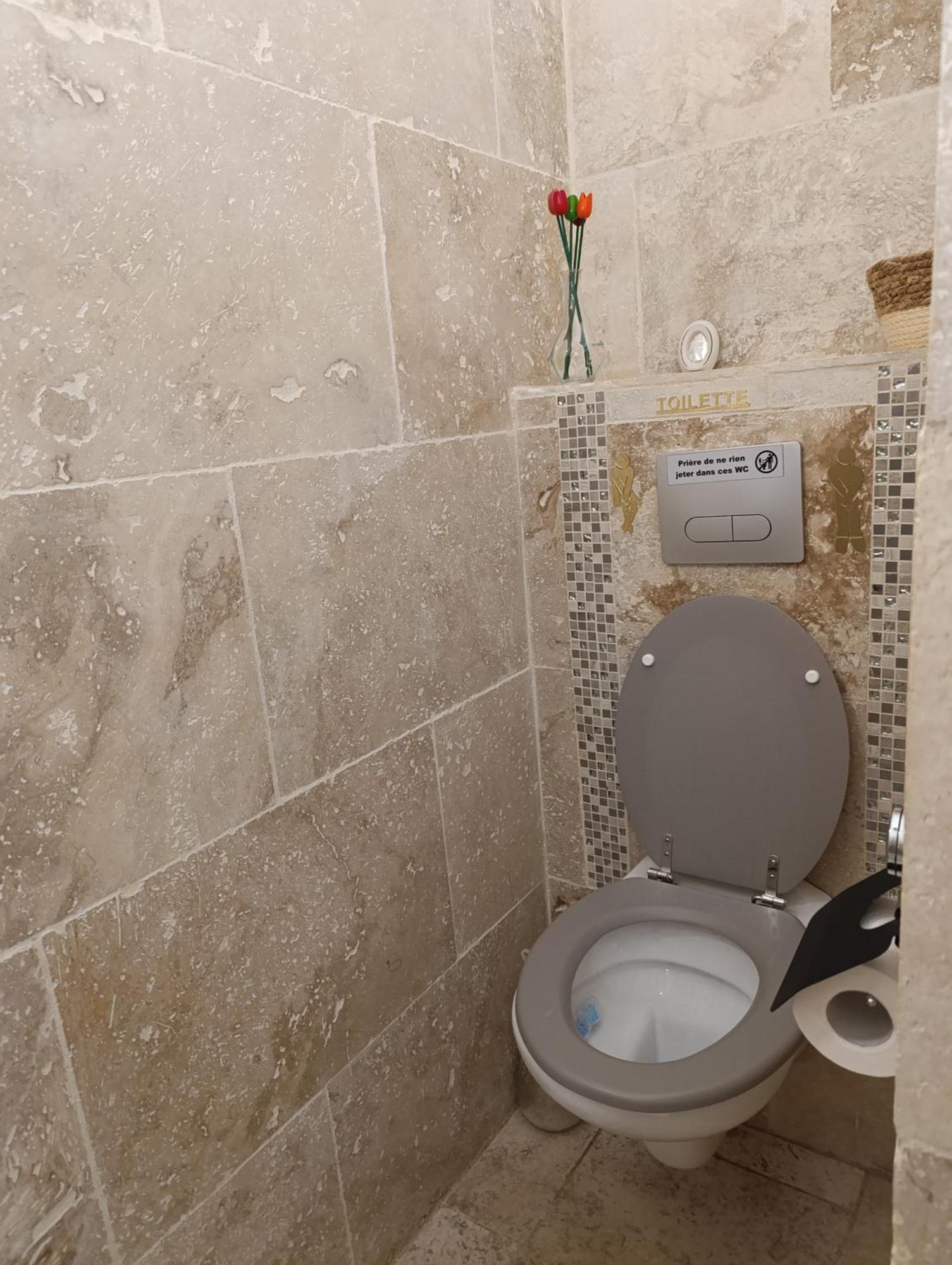 Le Frangipanier Hotel Le Barroux Екстериор снимка